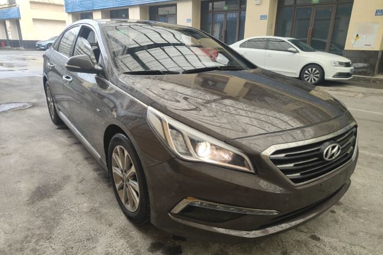 Used Hyundai Sonata 2015 1.6T GLS Smart Model Front Right 45 Deg