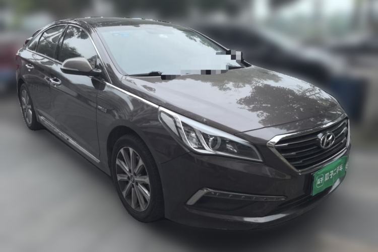 Used Hyundai Sonata 2015 1.6T GLX Advanced Model Front Right 45 Deg