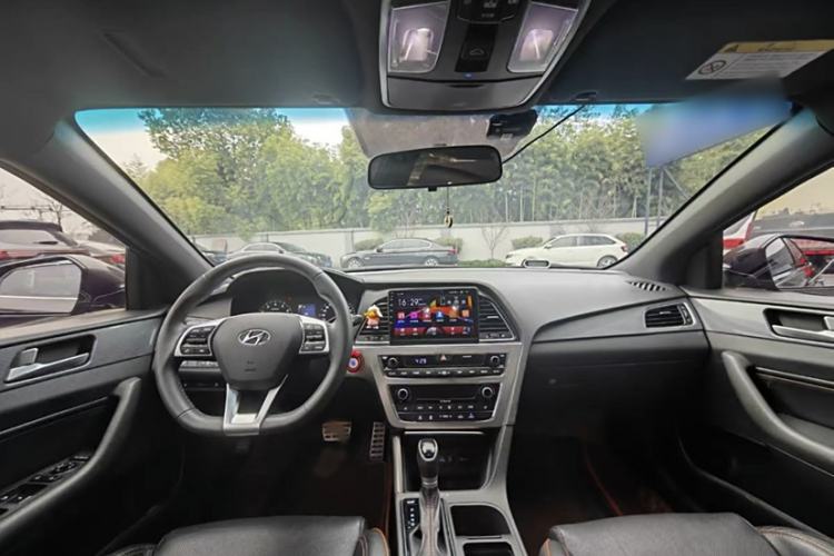 Used Hyundai Sonata 2015 1.6T GLS Smart Model Interior 1
