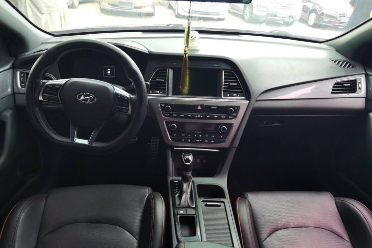 Used Hyundai Sonata 2015 1.6T GLS Smart Model Interior 3