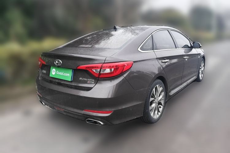 Used Hyundai Sonata 2015 1.6T DLX Prestige Model Rear Right 45 Deg