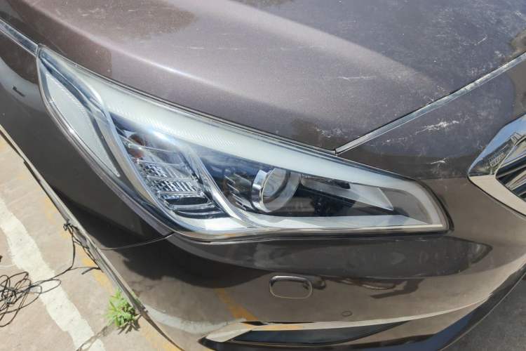Used Hyundai Sonata 2015 1.6T DLX Prestige Model Right Front Headlight