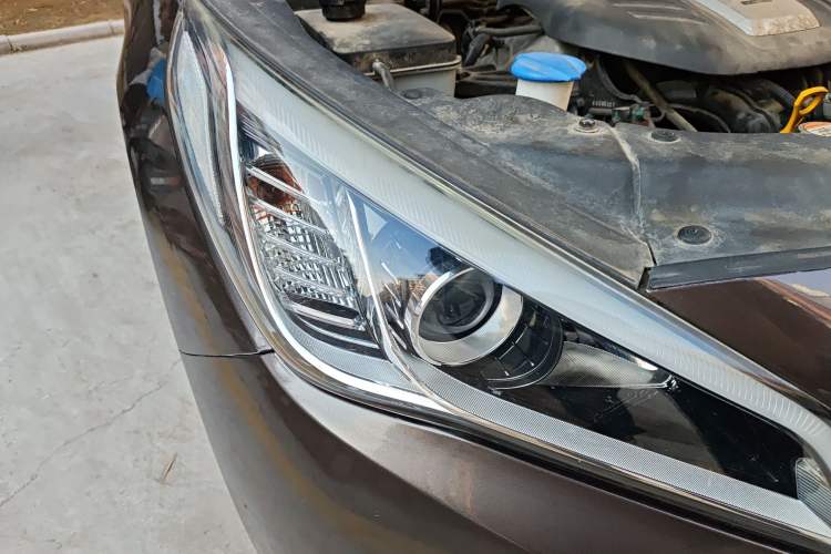 Used Hyundai Sonata 2015 1.6T GLS Smart Model Right Front Headlight