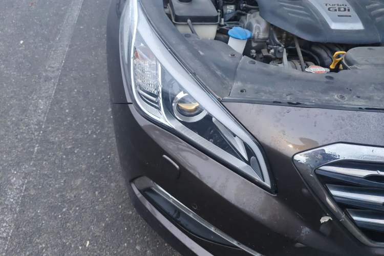 Used Hyundai Sonata 2015 1.6T DLX Prestige Model Right Front Headlight