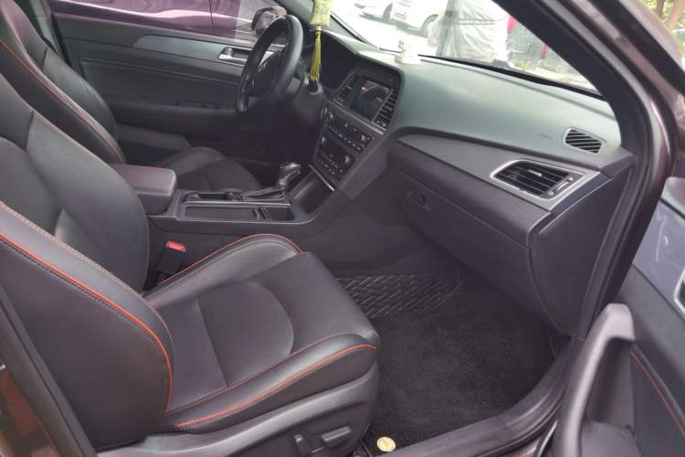 Used Hyundai Sonata 2015 1.6T GLS Smart Model Right Front Seat