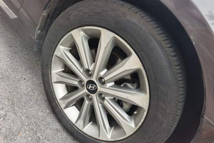 Used Hyundai Sonata 2015 1.6T GLS Smart Model Right Front Wheel Hub