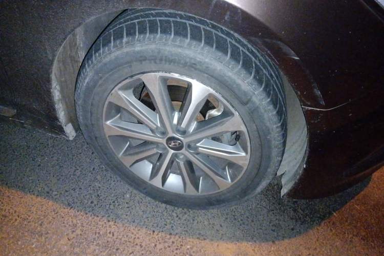 Used Hyundai Sonata 2015 1.6T GLS Smart Model Right Front Wheel Hub