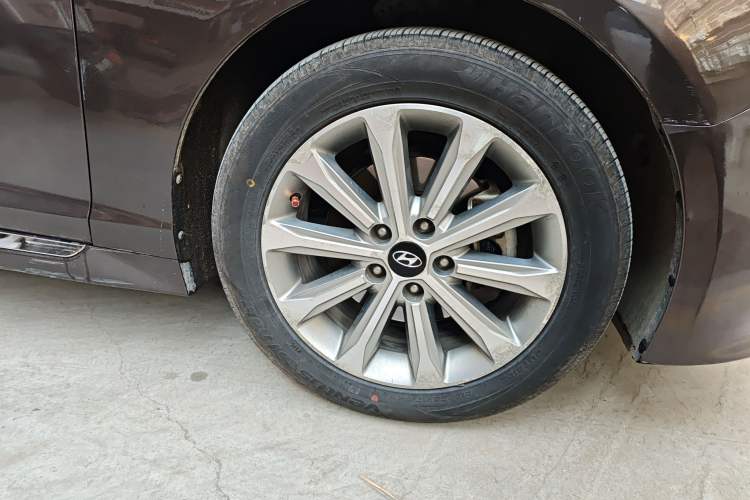 Used Hyundai Sonata 2015 1.6T GLS Smart Model Right Front Wheel Hub