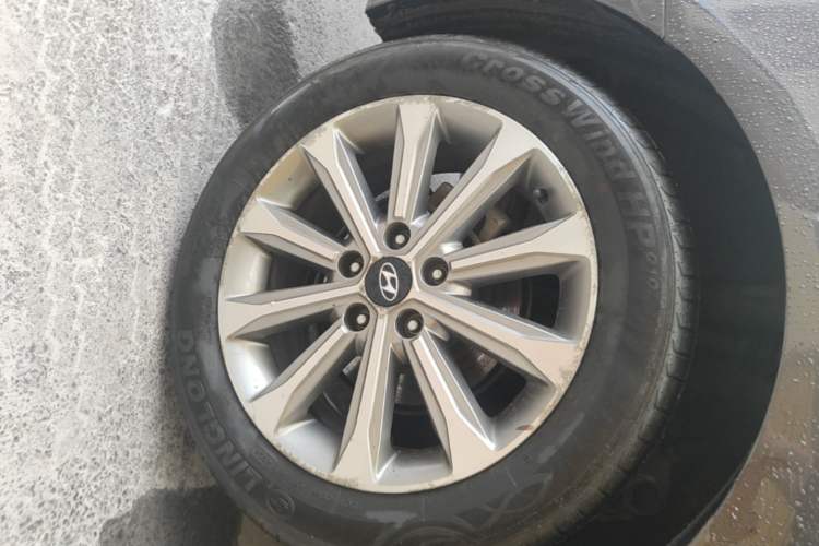 Used Hyundai Sonata 2015 1.6T GLS Smart Model Right Rear Wheel Hub
