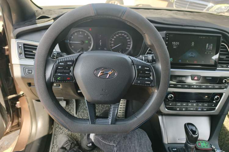 Used Hyundai Sonata 2015 1.6T GLS Smart Model Steering Wheel