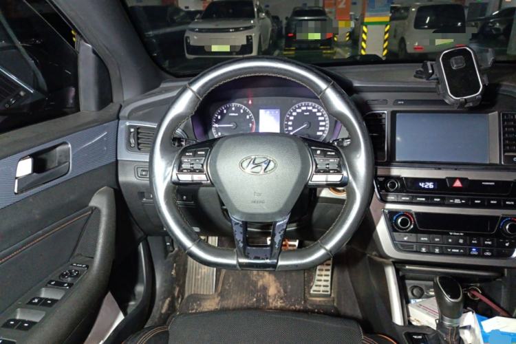Used Hyundai Sonata 2015 1.6T GLS Smart Model Steering Wheel