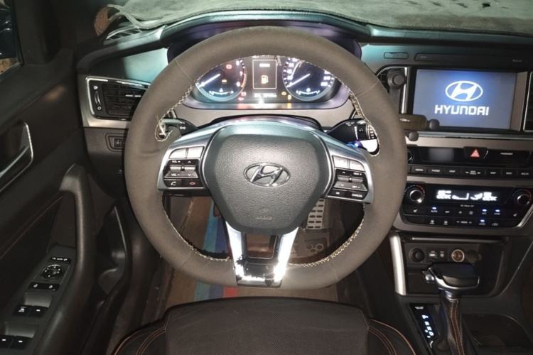 Used Hyundai Sonata 2015 1.6T GLX Advanced Model Steering Wheel