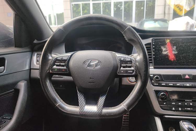 Used Hyundai Sonata 2015 1.6T GLS Smart Model Steering Wheel