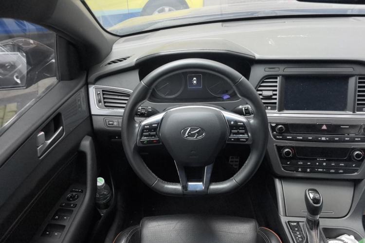 Used Hyundai Sonata 2015 1.6T GLX Advanced Model Steering Wheel