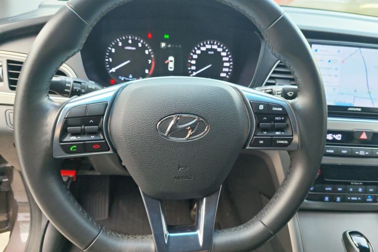 Used Hyundai Sonata 2015 1.6T GLX Advanced Model Steering Wheel