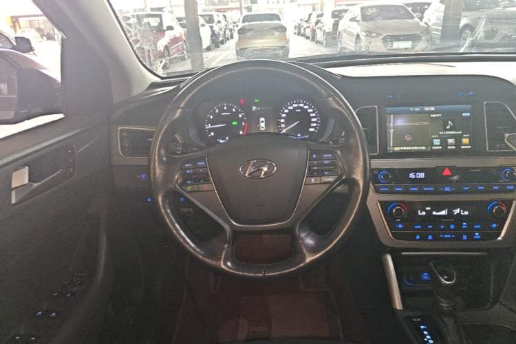 Used Hyundai Sonata 2015 2.4L TOP Flagship Edition Steering Wheel