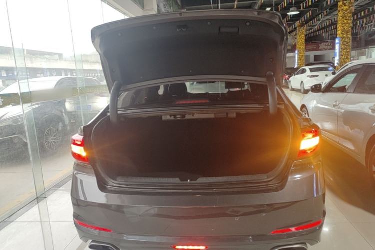 Used Hyundai Sonata 2015 1.6T GLS Smart Model Trunk