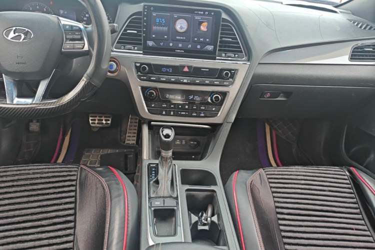Used Hyundai Sonata 2015 1.6T GLS Smart Model Center Console