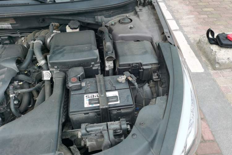 Used Hyundai Sonata 2015 1.6T DLX Prestige Model Engine Bay Left