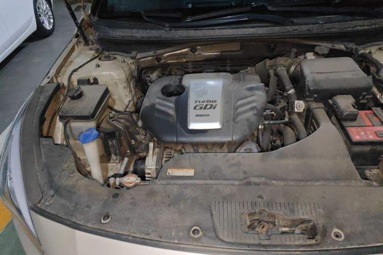 Used Hyundai Sonata 2015 1.6T GLX Advanced Model Engine Bay Right