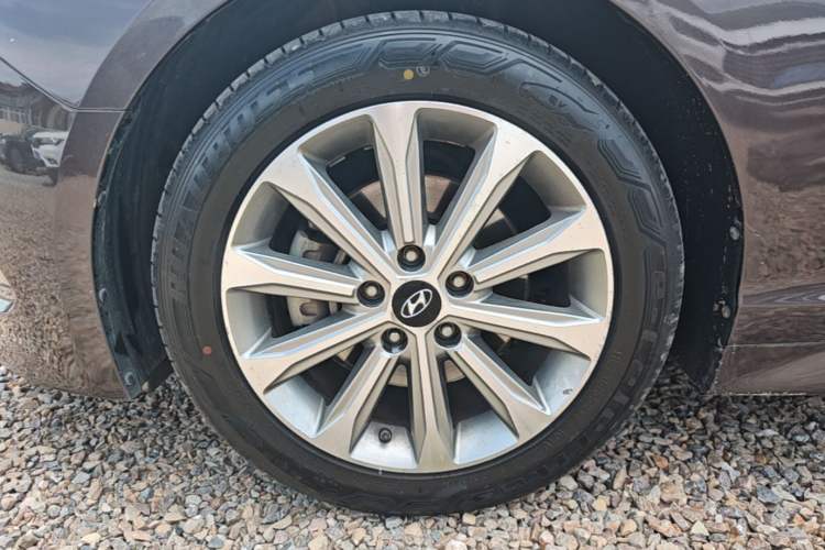 Used Hyundai Sonata 2015 1.6T GLS Smart Model Exterior 4