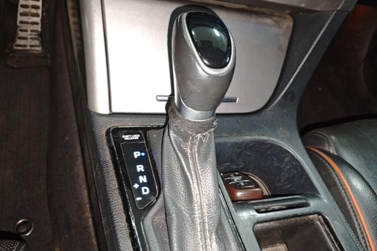 Used Hyundai Sonata 2015 1.6T GLS Smart Model Gear Lever