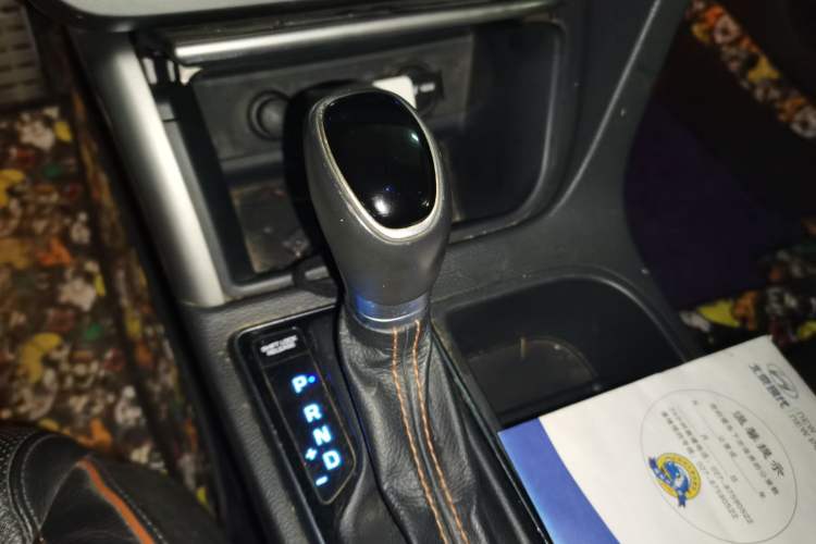 Used Hyundai Sonata 2015 1.6T GLS Smart Model Gear Lever