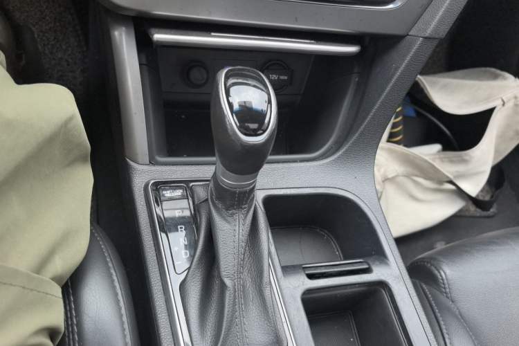Used Hyundai Sonata 2015 1.6T GS Fashion Edition Gear Lever