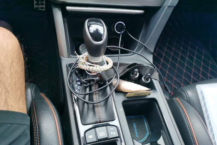 Used Hyundai Sonata 2015 1.6T DLX Prestige Model Gear Lever