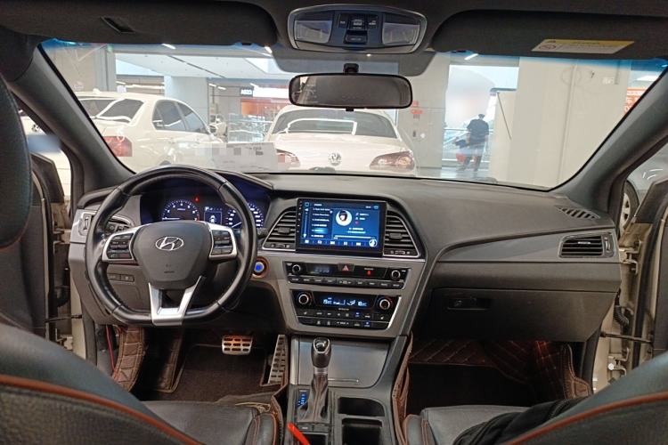 Used Hyundai Sonata 2015 1.6T GLS Smart Model Interior 2