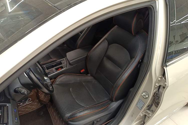 Used Hyundai Sonata 2015 1.6T GLS Smart Model Left Front Seat