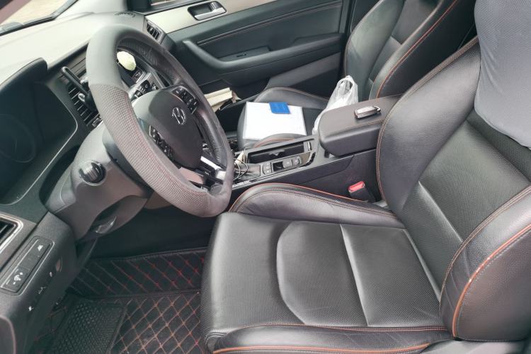 Used Hyundai Sonata 2015 1.6T DLX Prestige Model Left Front Seat