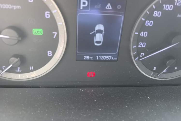 Used Hyundai Sonata 2015 1.6T GS Fashion Edition Odometer Close Up