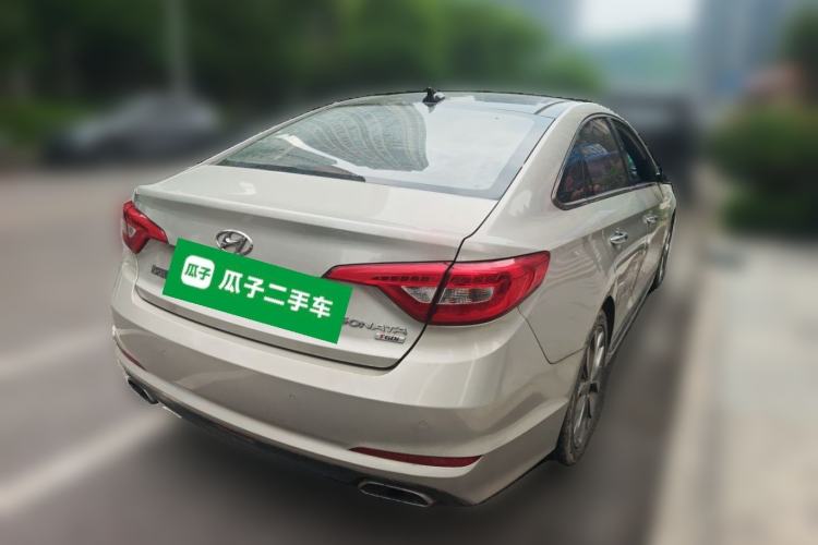 Used Hyundai Sonata 2015 1.6T DLX Prestige Model Rear Right 45 Deg