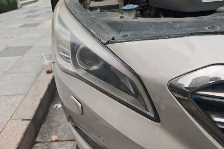 Used Hyundai Sonata 2015 1.6T DLX Prestige Model Right Front Headlight