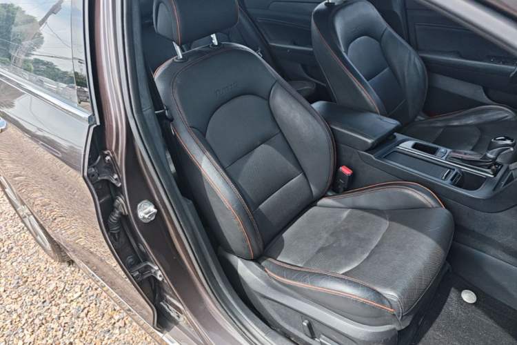 Used Hyundai Sonata 2015 1.6T GLS Smart Model Right Front Seat