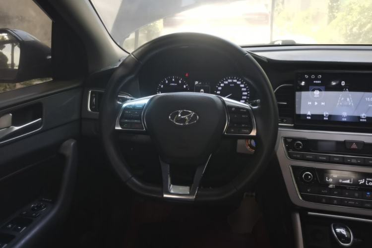 Used Hyundai Sonata 2015 1.6T GLS Smart Model Steering Wheel