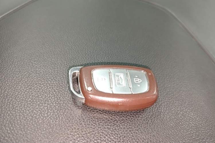Used Hyundai Sonata 2015 1.6T GLS Smart Model Vehicle Key