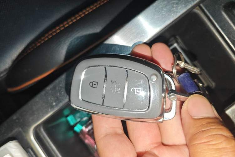 Used Hyundai Sonata 2015 1.6T GLX Advanced Model Vehicle Key
