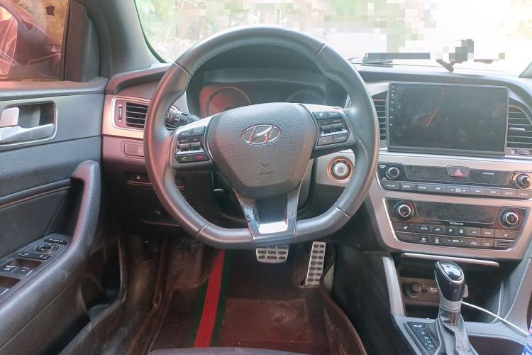 Used Hyundai Sonata 2015 1.6T GLX Advanced Model Steering Wheel