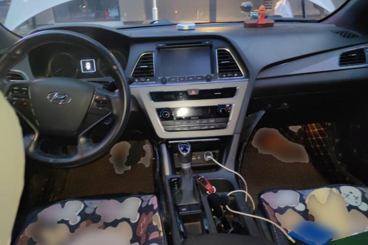 Used Hyundai Sonata 2015 1.6T GS Fashion Edition Center Console
