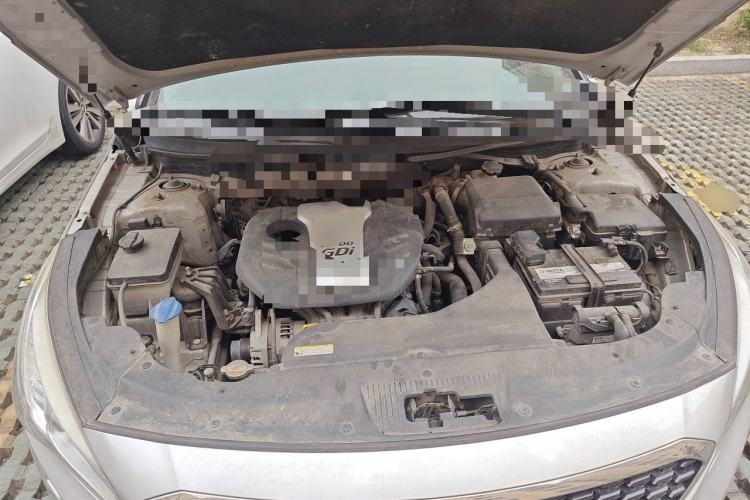 Used Hyundai Sonata 2015 1.6T DLX Prestige Model Engine Bay