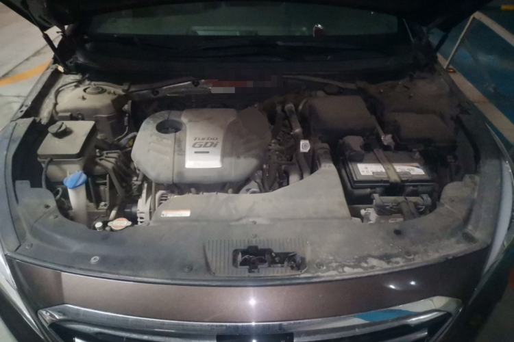 Used Hyundai Sonata 2015 1.6T DLX Prestige Model Engine Bay