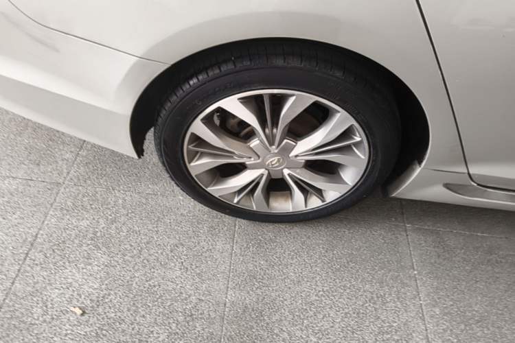Used Hyundai Sonata 2015 1.6T DLX Prestige Model Exterior 5