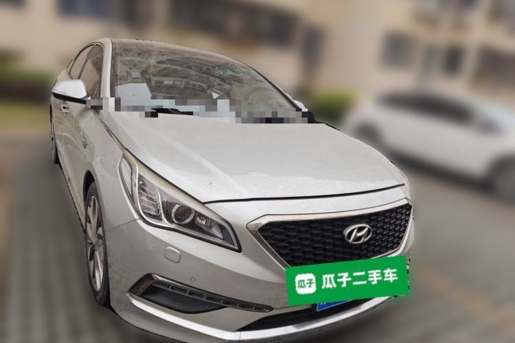 Used Hyundai Sonata 2015 1.6T DLX Prestige Model Front Right 45 Deg