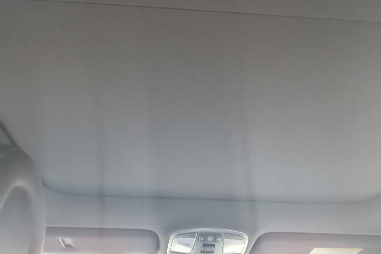 Used Hyundai Sonata 2015 1.6T DLX Prestige Model Headliner