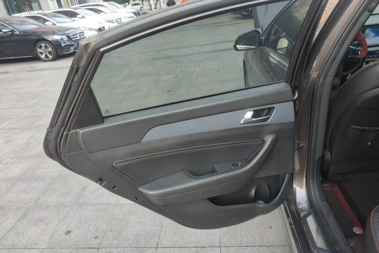 Used Hyundai Sonata 2015 1.6T GLS Smart Model Interior 5