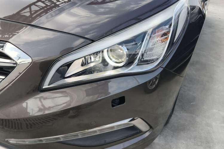 Used Hyundai Sonata 2015 1.6T DLX Prestige Model Left Front Headlight