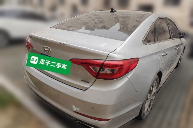 Used Hyundai Sonata 2015 1.6T DLX Prestige Model Rear Right 45 Deg
