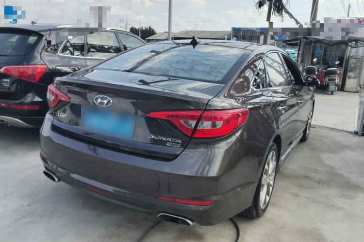 Used Hyundai Sonata 2015 1.6T DLX Prestige Model Rear Right 45 Deg